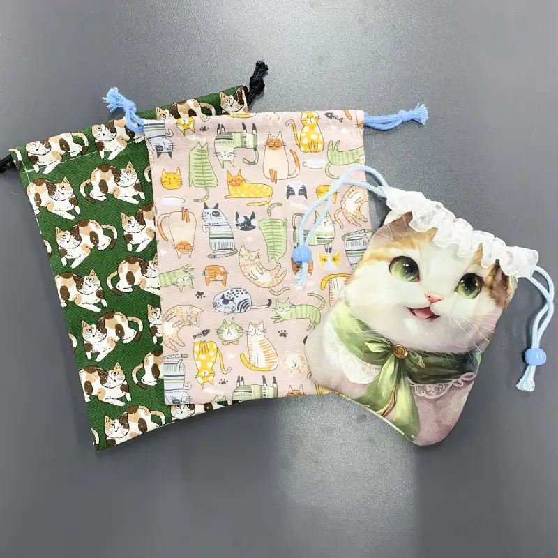 完成した猫柄巾着